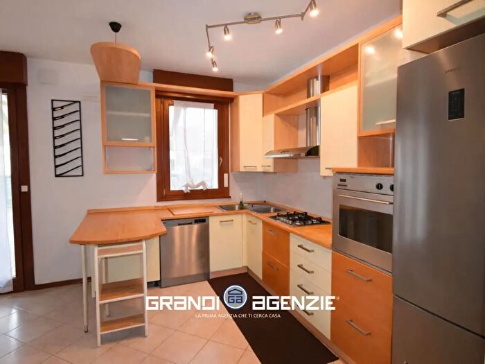 Appartamento trilocale in vendita in Via Mahatma Gandhi, Casale Sul Sile