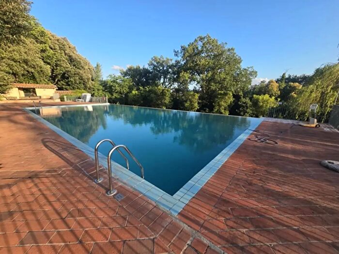 Appartamento con 5 locali in vendita in Calcinaia