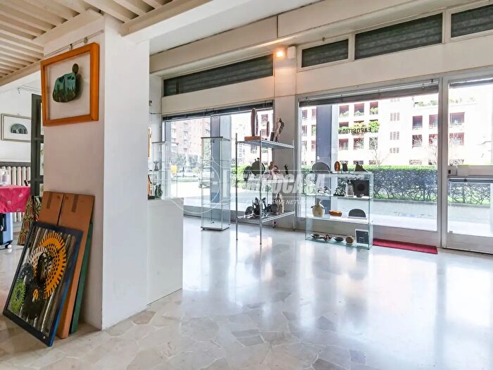 Appartamento monolocale in vendita in Via Savona, Milano