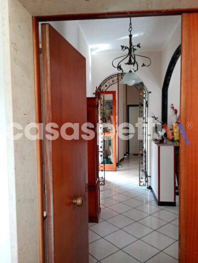 Appartamento trilocale in vendita in Via Santa Palomba, Roccadaspide