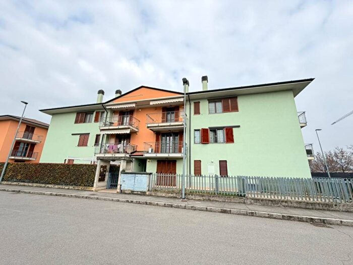 Appartamento trilocale in affitto in Via al Santuario, Centro, Bolgare