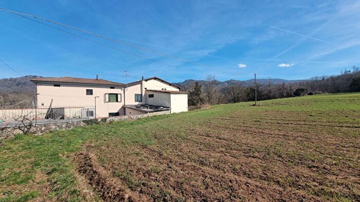 Casa con 8 locali in vendita in Via per Sillico, Pieve Fosciana