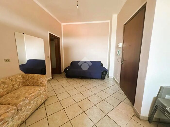 Appartamento trilocale in vendita in Via Arnaldo da Brescia, Borgo Virgilio
