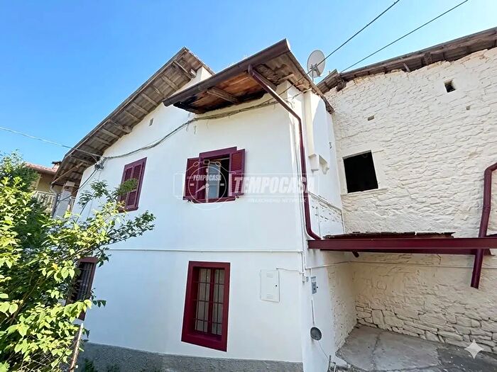 Casa quadrilocale in vendita in Via Franzi, Foresto Sparso