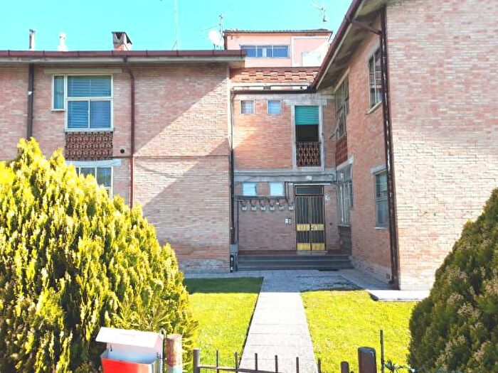 Appartamento quadrilocale in vendita in Via Beneficio, Copparo