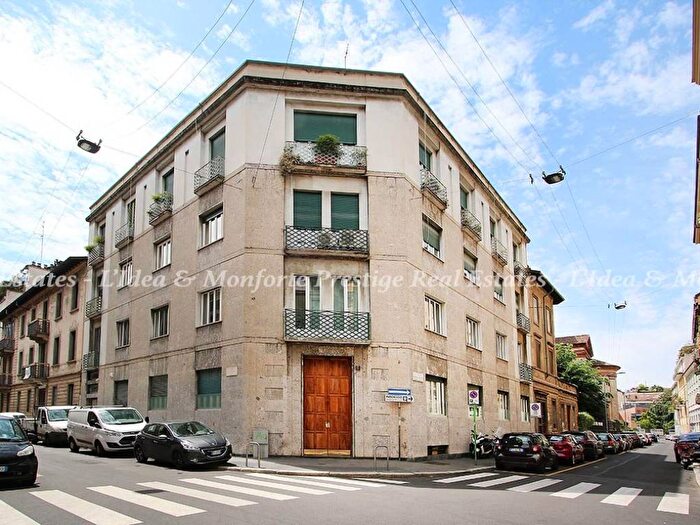 Appartamento bilocale in affitto in Via Gaetano Donizetti, Palestro, Milano