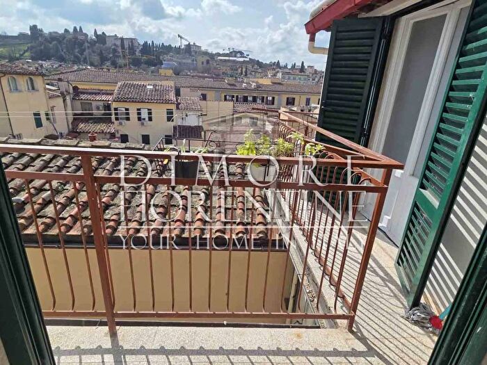 Appartamento quadrilocale in affitto in Via dei Neri, Signoria Uffizi, Firenze