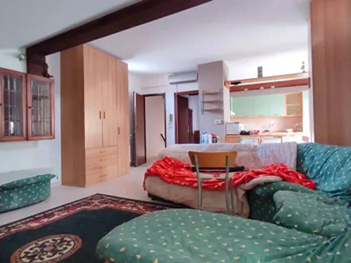 Casa trilocale in vendita in Via della Repubblica, Torre Pellice