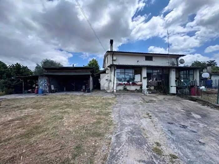 Casa con 10 locali in vendita in Via Colle Fiorito, Trevignano Romano