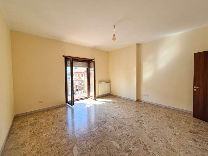 Appartamento bilocale in affitto in Via della Scafa, Isola Sacra, Fiumicino