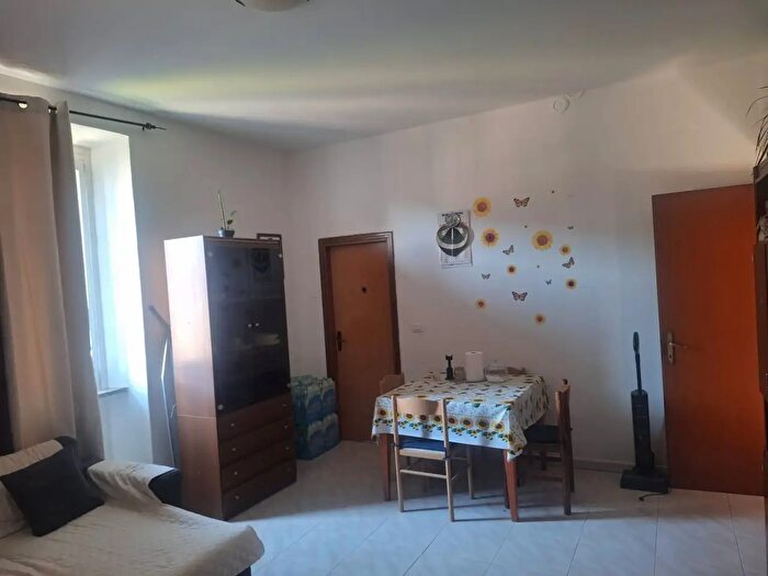 Appartamento bilocale in affitto in Via Settembre, Maslianico