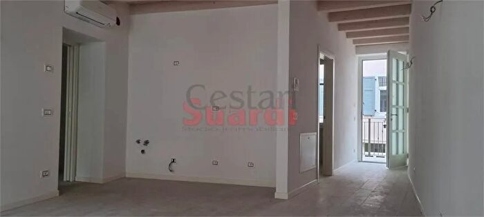 Appartamento trilocale in vendita in Rovereto Centro Storico, Rovereto