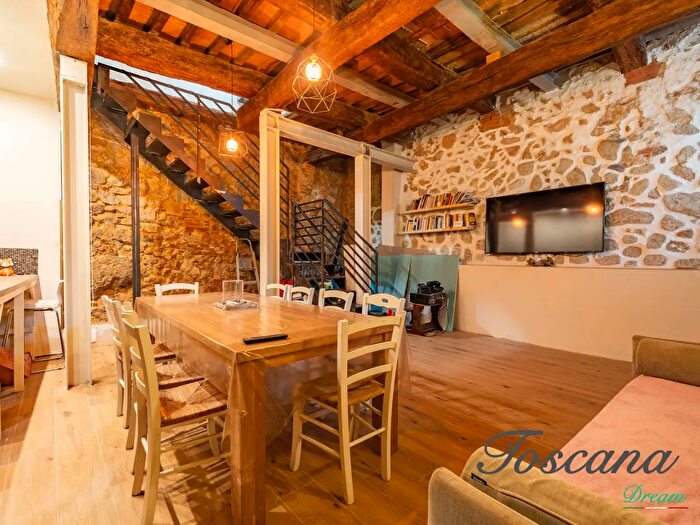Appartamento con 5 locali in vendita in Via dei Gaggioli, Grosseto