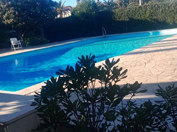 Casa bilocale in affitto in Via Numana, Fregene, Fiumicino