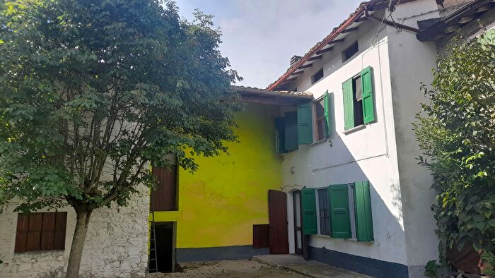 Casa con 11 locali in vendita in Pietre, San Polo DEnza