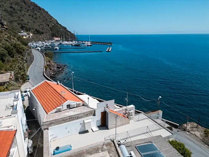 Appartamento bilocale in vendita in Via Bagnamare, Lipari