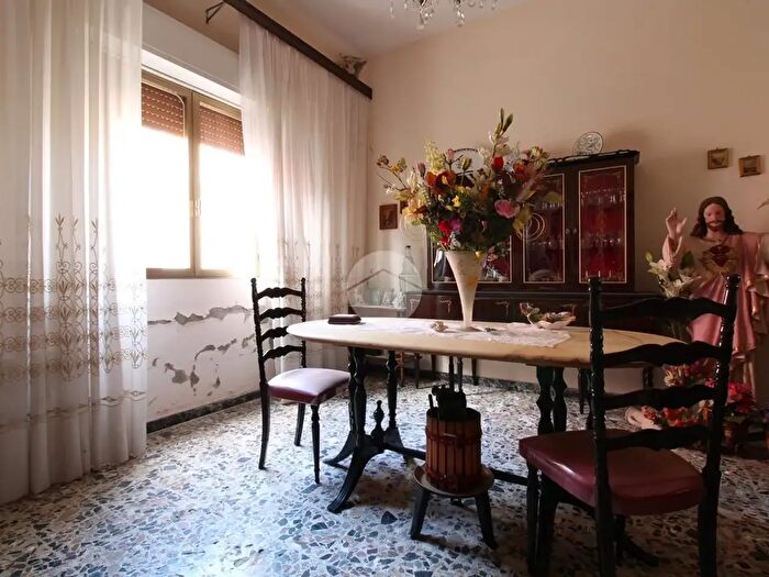 Casa quadrilocale in vendita in Via Luras, Quartucciu