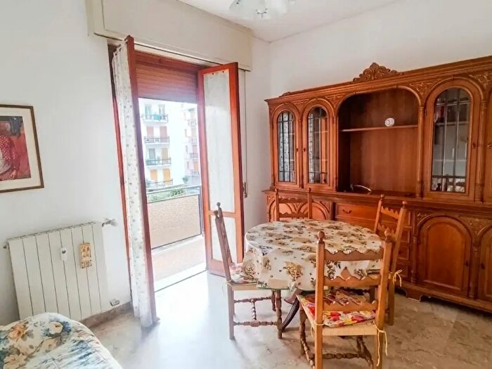 Appartamento bilocale in vendita in Piazza Antonio da Noli, Loano