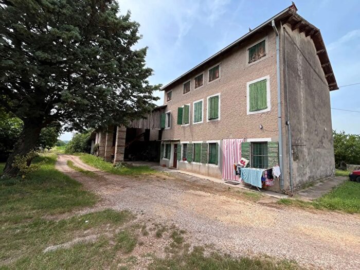 Casa con 10 locali in vendita in Via Siberie, Sommacampagna