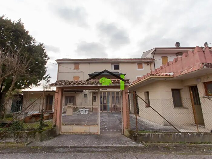 Appartamento con 8 locali in vendita in Via Falt, Rivignano Teor