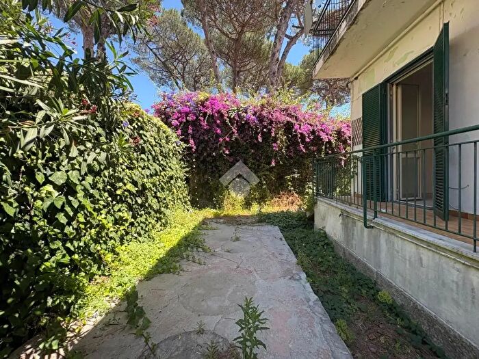 Appartamento trilocale in vendita in Via Alessandro Manzoni, Napoli
