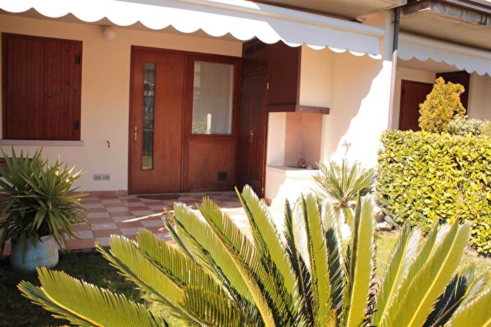 Appartamento bilocale in affitto in Via Giulio Cesare, Desenzano Del Garda