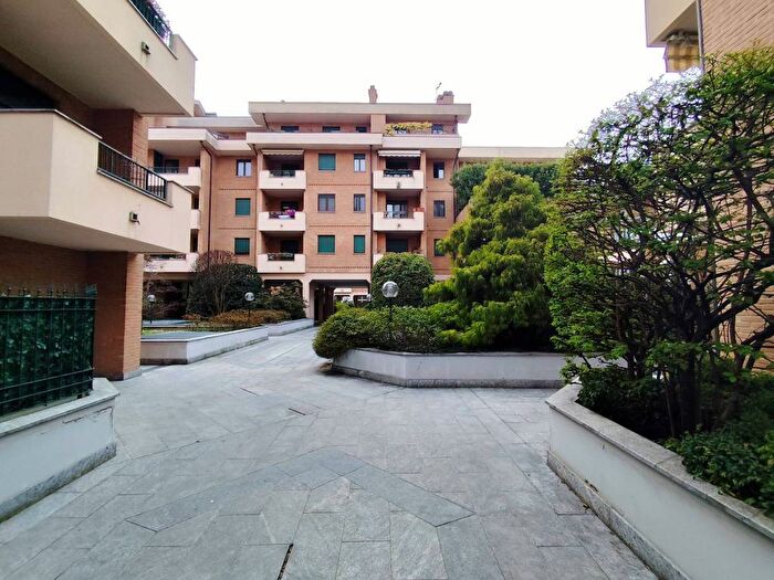 Appartamento monolocale in affitto in Via Firenze, Santa Valeria, Seregno