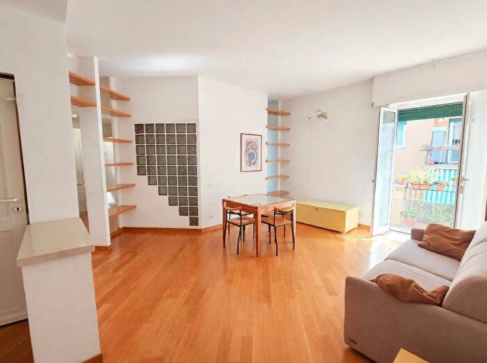 Appartamento trilocale in affitto in Via Luigi Pulci, Bologna, Roma