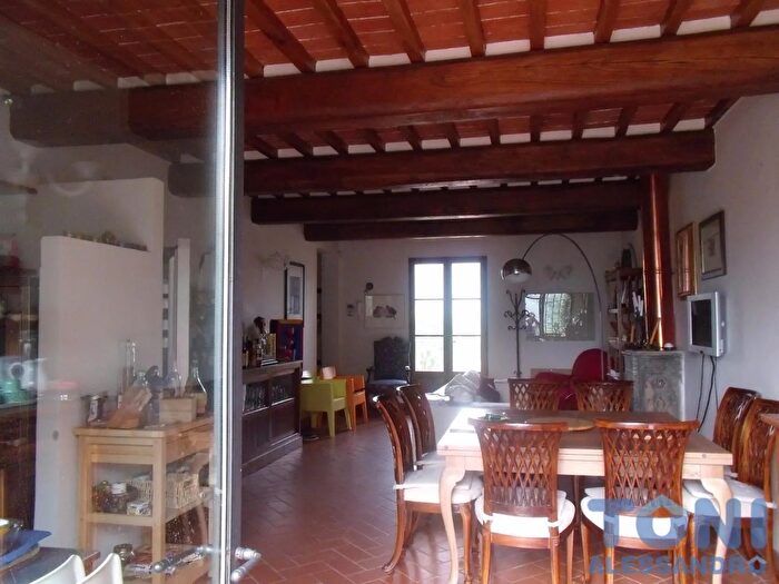 Casa con 5 locali in affitto in Montespertoli