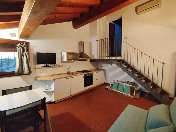 Appartamento bilocale in affitto in Corso del Guercino, Cento Paese, Cento