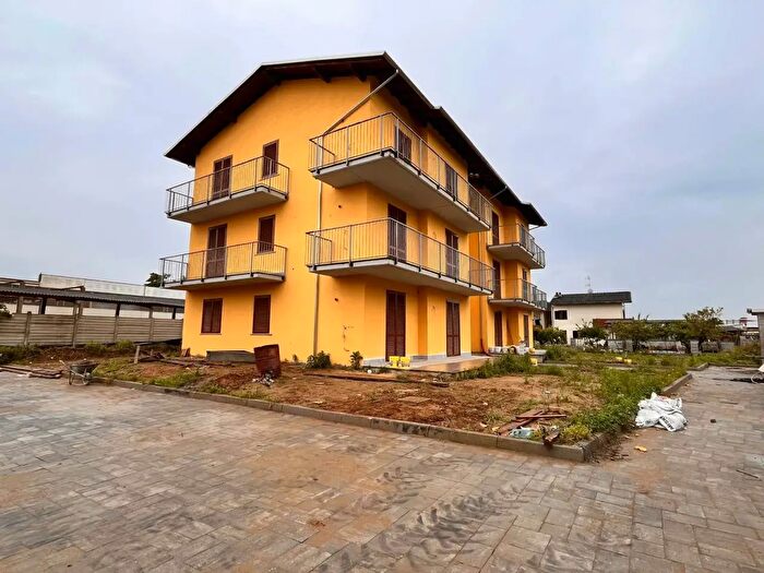 Appartamento trilocale in vendita in Cilavegna