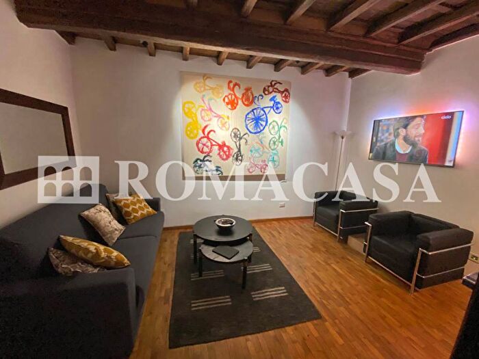 Appartamento bilocale in affitto in Via dei Cappellari, Campo de' Fiori, Roma
