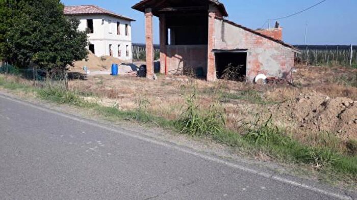 Casa con 6 locali in vendita in Via Canalvecchio, Castel Bolognese