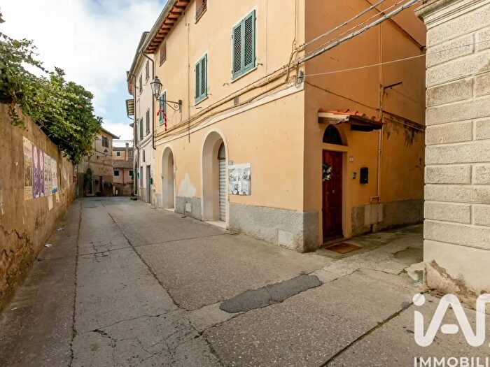 Appartamento con 7 locali in vendita in Vicolo del Calzolaio, Palaia