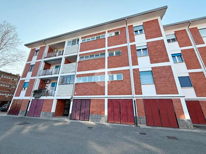 Appartamento con 5 locali in vendita in Viale Papa Giovanni XXIII, Ivrea