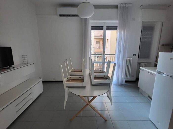 Appartamento trilocale in affitto in Via Giordano Bruno, Rondinella Stazione, Sesto San Giovanni