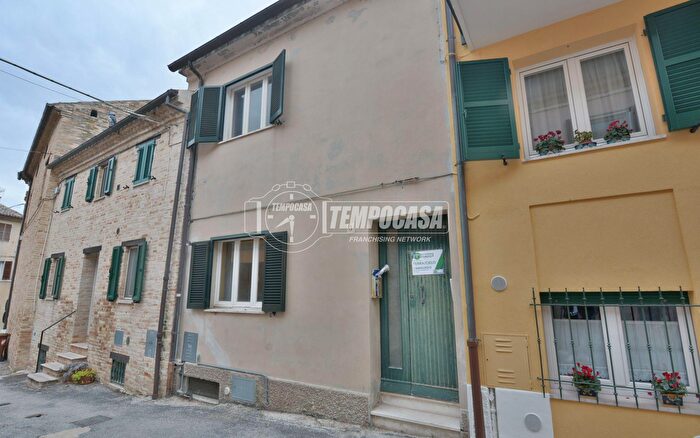 Casa quadrilocale in vendita in Vicolo S Flaviano Vecchio, Recanati