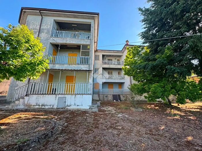 Appartamento trilocale in vendita in Via delle Noci, CoriglianoRossano