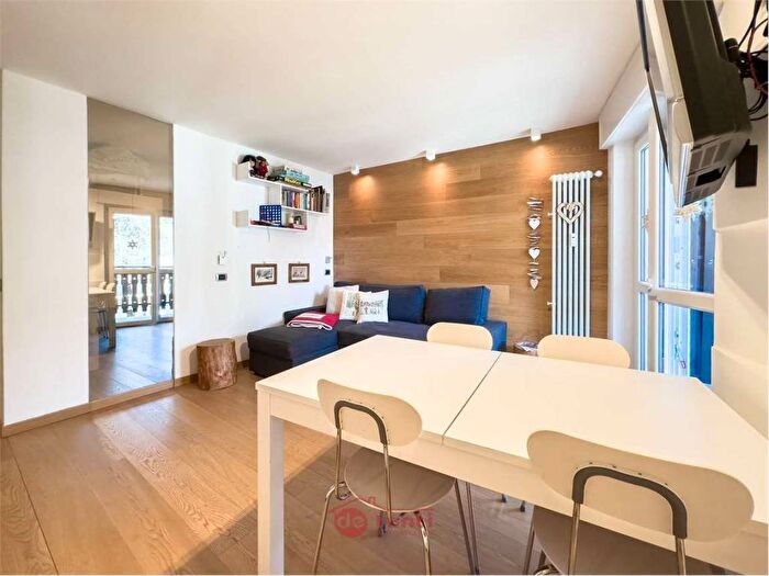 Appartamento bilocale in affitto in via Andossi, Centro, Madesimo