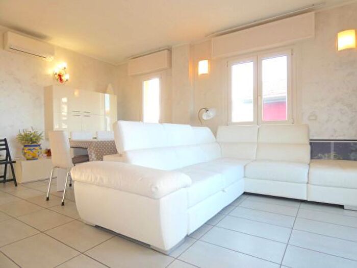 Appartamento trilocale in affitto in Viale Antonio Gramsci, Riccione