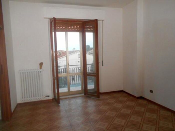 Appartamento con 5 locali in vendita in Ceccacci, Maiolati Spontini