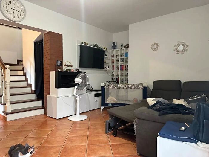 Casa trilocale in vendita in Via Dolzani, Piacenza