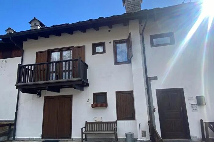 Appartamento in vendita in Frazione Fromy SaintVincent Ao, Saint Vincent