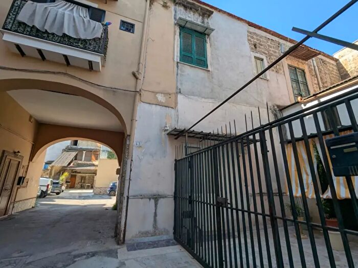 Appartamento monolocale in vendita in Caivano