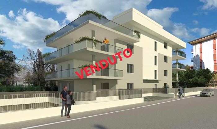 Appartamento quadrilocale in vendita in Via Piave, San Martino Buon Albergo