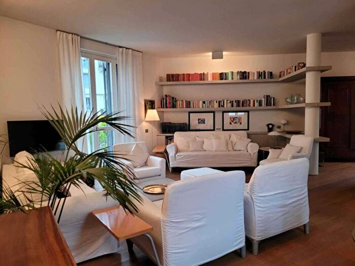 Appartamento quadrilocale in affitto in Via Paolo Sarpi, Paolo Sarpi, Milano
