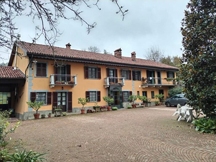 Appartamento trilocale in affitto in Strada dei Bussi, Revigliasco Maddalena, Moncalieri