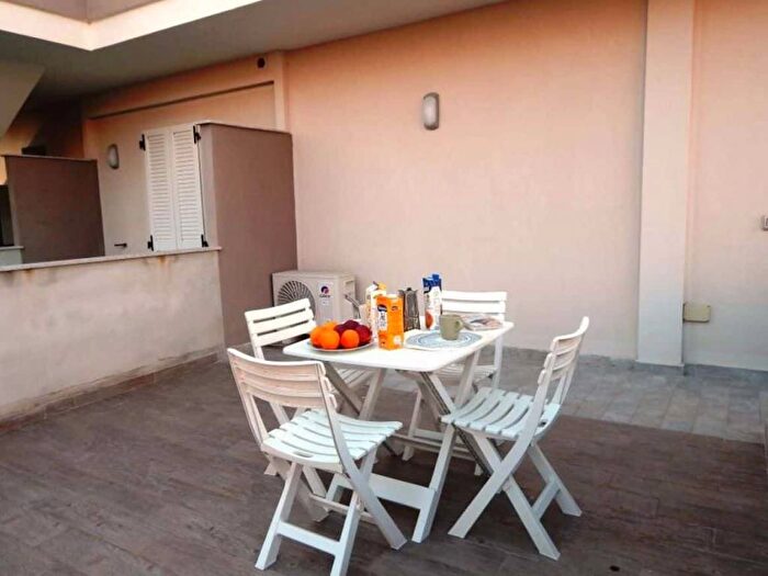 Appartamento bilocale in affitto in Via Abruzzo, Lu Bagnu, Castelsardo