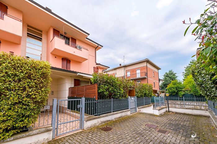 Appartamento trilocale in vendita in Via Enrico Berlinguer, San Cesario Sul Panaro