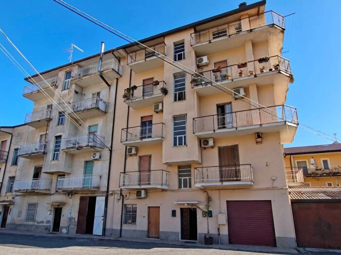 Appartamento quadrilocale in affitto in Via delle Rose, Nicastro Sambiase, Lamezia Terme